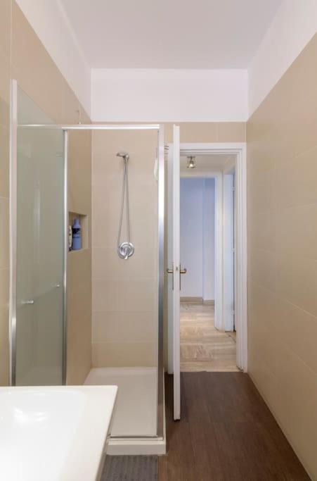 Casa Kika Comoda, Luminosa E Accogliente 米兰 外观 照片